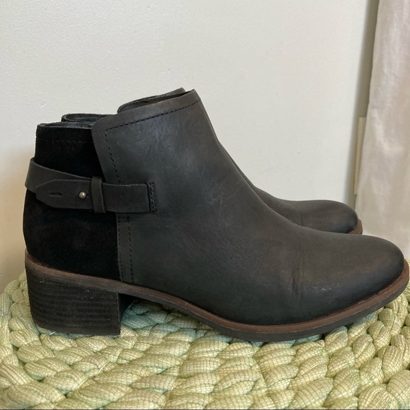 Kork-Ease Korks Sonya Black Matte Leather/Suede Buckle Ankle Boots/Booties - Picture 3 of 10